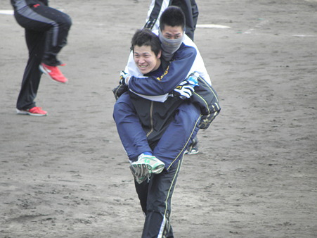 111 赤田と吉田は、2.3歩ごとにじゃんけんしてました