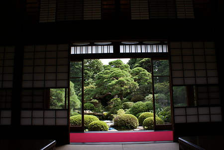 山本亭　主庭