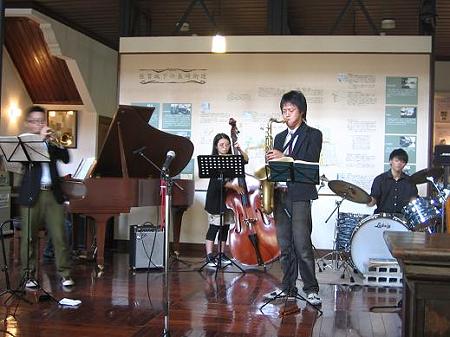 6. Jazz live
