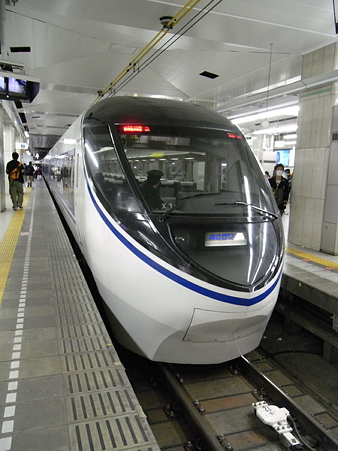 371系(小田急新宿駅)1