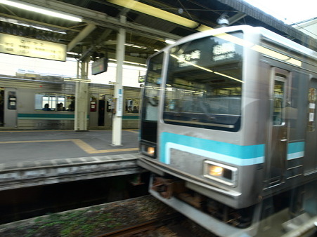 特急「はまかいじ」の車窓3