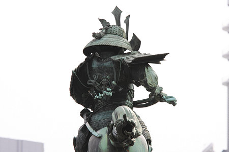 2009.06.27 皇居外延 楠木正成像 後姿