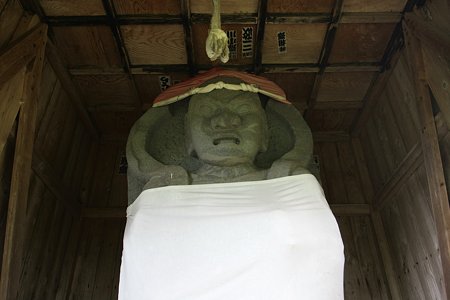 2009.08.13 男鹿半島 長楽寺 仁王石像