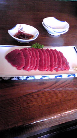 馬刺し