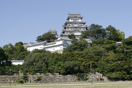 姫路城・三の丸広場（武蔵野御殿跡）から - 10