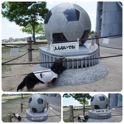 20120512 MAROとサッカーボール像