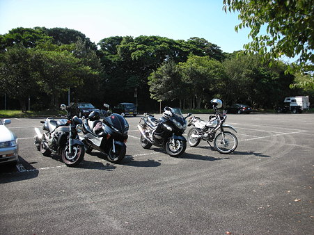 白爪キャンプ場駐車場2