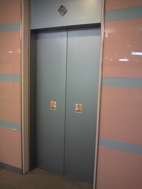 NEXT21　エレベーターホール